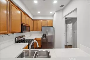 32 New Season, Irvine, CA 92602 - Photo 5