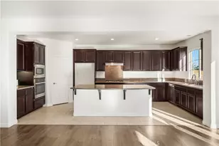 7539 Sanctuary Dr, Corona, CA 92883 - Photo 15