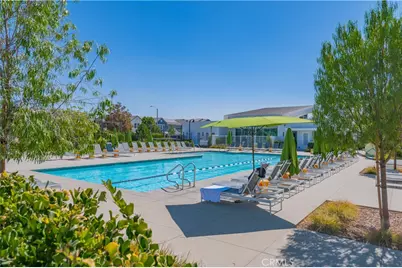 2239 Melogold Way, Corona, CA 92883 - Photo 21