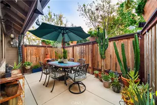 2071 Meadow View Ln, Costa Mesa, CA 92627 - Photo 29