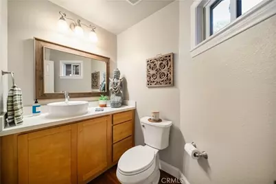 2071 Meadow View, Costa Mesa, CA 92627 - Photo 19