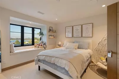 2118 Leeward, Newport Beach, CA 92660 - Photo 31