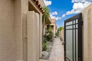 42 La Costa, Rancho Mirage, CA 92270 - Photo 3