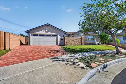 6121 Arrowhead Drive, Huntington Beach, CA 92647 - Photo 39