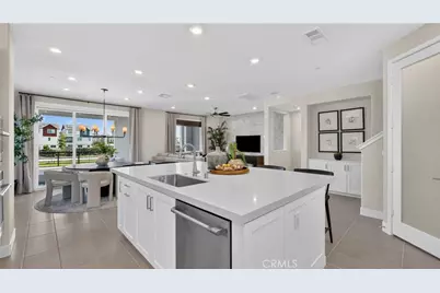 933 Treble, Irvine, CA 92618 - Photo 3