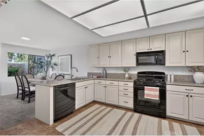 292 Palmer Street #A1, Costa Mesa, CA 92627 - Photo 21