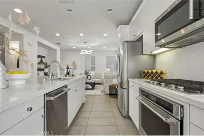 5627 Observation, Los Angeles, CA 90028 - Photo 11
