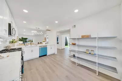 12 Primrose, Irvine, CA 92604 - Photo 11