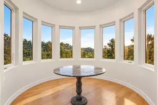 10827 Pacific View Rd, Malibu, CA 90265 - Photo 15