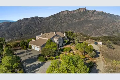 10827 Pacific View Road, Malibu, CA 90265 - Photo 31