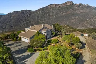10827 Pacific View Rd, Malibu, CA 90265 - Photo 31
