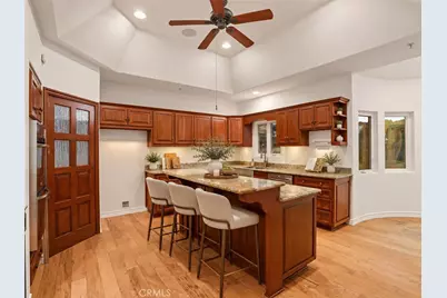 10827 Pacific View Road, Malibu, CA 90265 - Photo 19