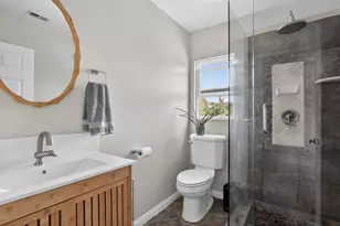 1010 W 19th, Costa Mesa, CA 92627 - Photo 19