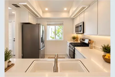 9 Brisa Ribera, Rancho Santa Margarita, CA 92688 - Photo 3