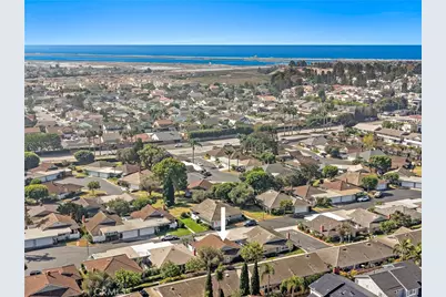 5421 Bonanza, Huntington Beach, CA 92649 - Photo 3