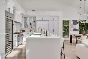 10 Rue Cannes, Newport Beach, CA 92660 - Photo 13