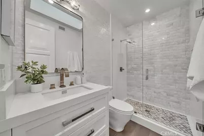 10 Rue Cannes, Newport Beach, CA 92660 - Photo 35