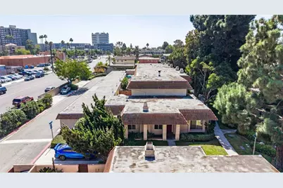 18571 Edgebrook Lane, Huntington Beach, CA 92648 - Photo 41
