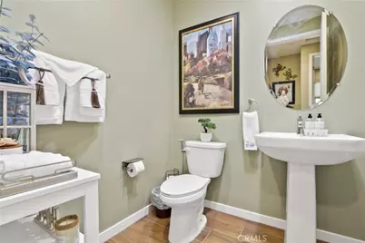 10902 Flora Park Way, Cypress, CA 90720 - Photo 15