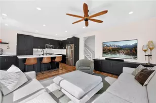 592 S Motif, Anaheim, CA 92805 - Photo 15