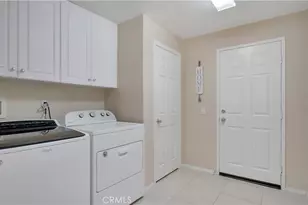 57 Silverado, Irvine, CA 92618 - Photo 29