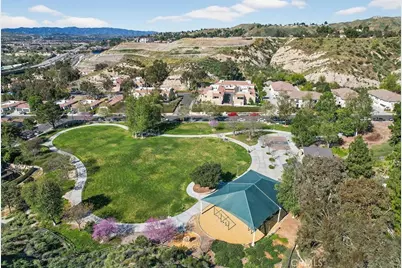16318 Scorpion Court, Canyon Country, CA 91387 - Photo 19