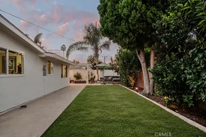 200 Wake Forest, Costa Mesa, CA 92626 - Photo 19
