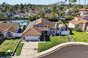 13673 Berkeley Ct, Fontana, CA 92336 - Photo 7