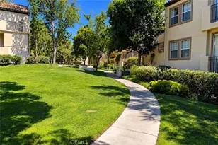 24125 Del Monte, Valencia, CA 91355 - Photo 9