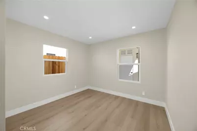 806 W Balboa Boulevard #Front, Newport Beach, CA 92661 - Photo 19