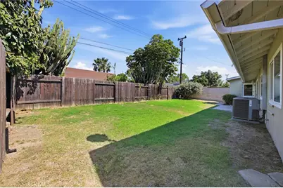 6211 Mar Vista Dr, Huntington Beach, CA 92647 - Photo 25