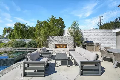 16001 Santa Barbara, Huntington Beach, CA 92649 - Photo 11
