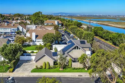 16001 Santa Barbara, Huntington Beach, CA 92649 - Photo 45