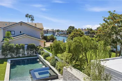 16001 Santa Barbara, Huntington Beach, CA 92649 - Photo 29