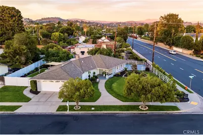 18211 Fairhaven, Santa Ana, CA 92705 - Photo 33
