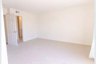 3393 Tempe, Huntington Beach, CA 92649 - Photo 9