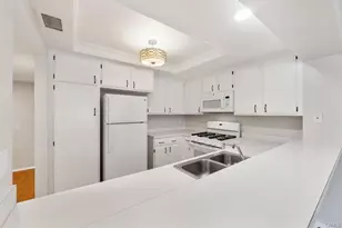 115 Greenfield, Irvine, CA 92614 - Photo 17