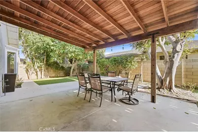 5872 Meadowbrook Drive, Huntington Beach, CA 92649 - Photo 31