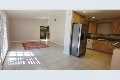 23512 Lampara Drive, Valencia, CA 91355 - Photo 7