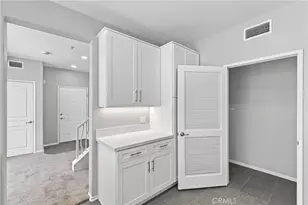 3373 Watermarke, Irvine, CA 92612 - Photo 19