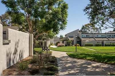 18644 Applewood, Huntington Beach, CA 92646 - Photo 3