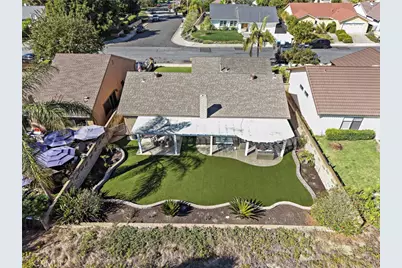 23752 Via Navarra, Mission Viejo, CA 92691 - Photo 37