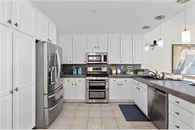 23752 Via Navarra, Mission Viejo, CA 92691 - Photo 17