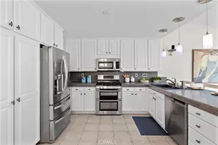 23752 Via Navarra, Mission Viejo, CA 92691 - Photo 17