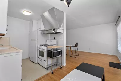 1015 E. Ocean Blvd. #4, Long Beach, CA 90802 - Photo 1