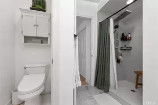 611 Country Club, Burbank, CA 91501 - Photo 17