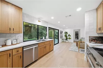 10091 Edye Drive, Huntington Beach, CA 92646 - Photo 19