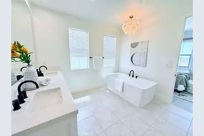 111 Sunnyslope, Irvine, CA 92618 - Photo 21
