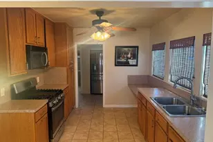 145 W 93rd, Los Angeles, CA 90003 - Photo 5