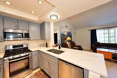 18926 Canyon View Dr., Trabuco Canyon, CA 92679 - Photo 5